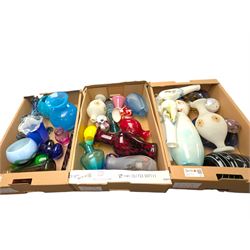 Collection of modern glass, including coloured glass vases, art glass etc, in three boxes 