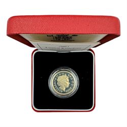 Eight The Royal Mint United Kingdom silver proof one pound coins, comprising 1998, 1998 piedfort, 2000 piedfort, 2001 piedfort, 2002, 2002 piedfort, 2003 piedfort and 2005, all cased with certificates