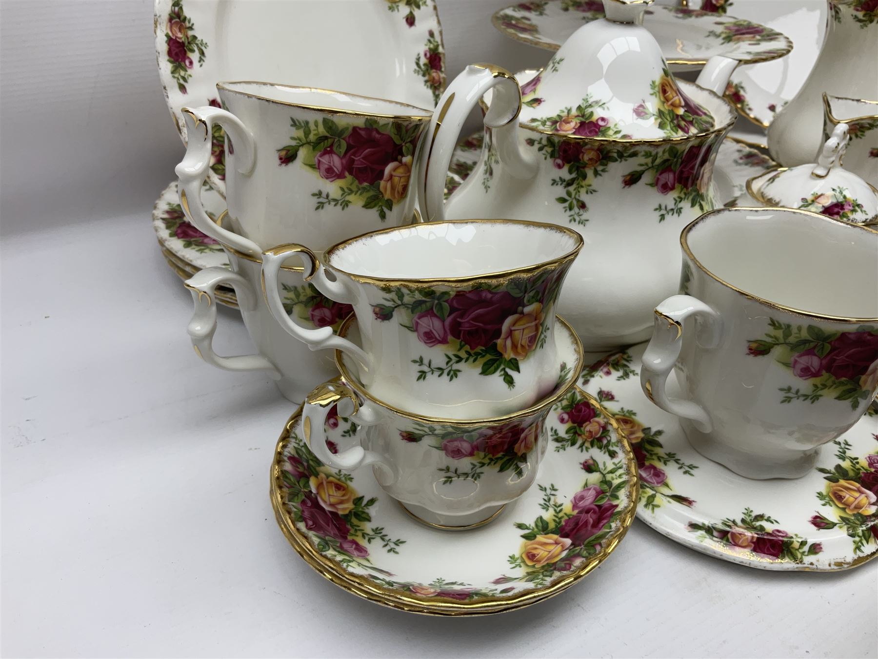 Royal Albert Old Country Roses pattern part tea service, to include teapot, water jug, six cups and saucers, covered sucrier, cake stand etc (39)