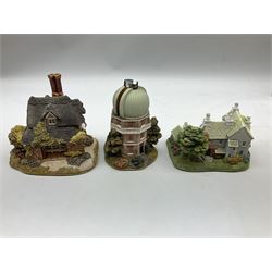 Six Lilliput Lane cottages, to include four special edition examples, including Swan and Cygnet and Hazelnut Hall, four boxed, four with deeds