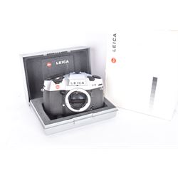 Leica R8 SLR camera body, in chrome and black finish, serial no. 2292640, made in Germany 1996, contained within maker's box with instructions and shoulder strap