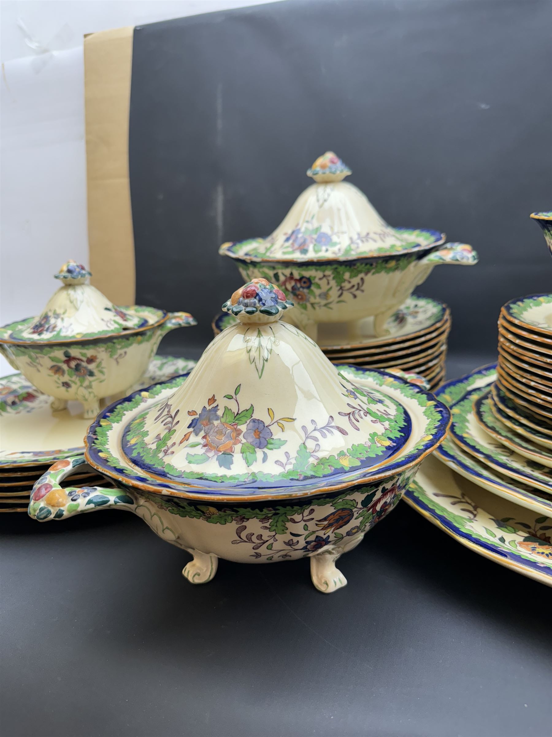 Masons Oakland pattern dinner service for twelve, including dinner plates, side plates, covered dishes etc  