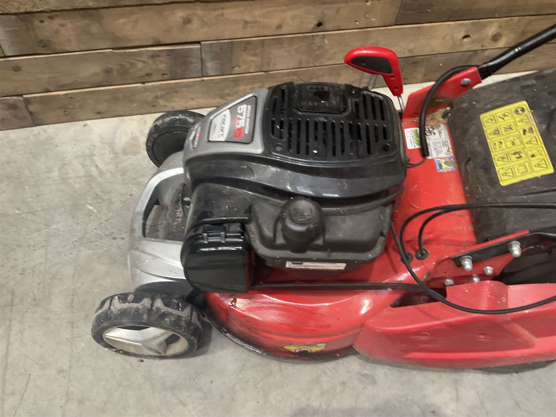 Cobra 575iS petrol lawnmower, electric start, with battery and charger