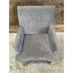 17 x armchair upholstered in textured grey fabric, beech legs