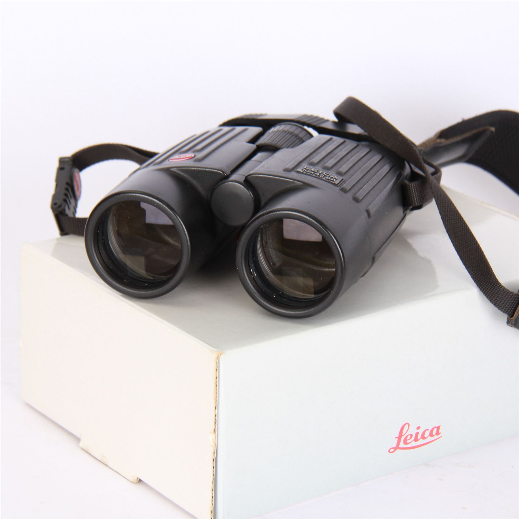 Leica Trinovid 10x42 BA binoculars, on Leica shoulder strap, boxed with instructions