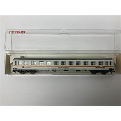 Fleischmann ‘N’ gauge ‘Piccolo’ - sixteen carriages, wagons and cars comprising nos. 8051, 8052, 8055, 8064, 8119K, 8127, 8128, 8129, 8202, 8211, 8224, 8240, 8281, 8301, 8500, 9372; along with Minitrix N503 Shock Van and 13576 6 ton Mineral Wagon; boxed and loose (18) 