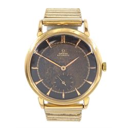 Omega gentleman's 18ct gold automatic bumper wristwatch, Cal. 30.10.RA, serial No. 1027480...