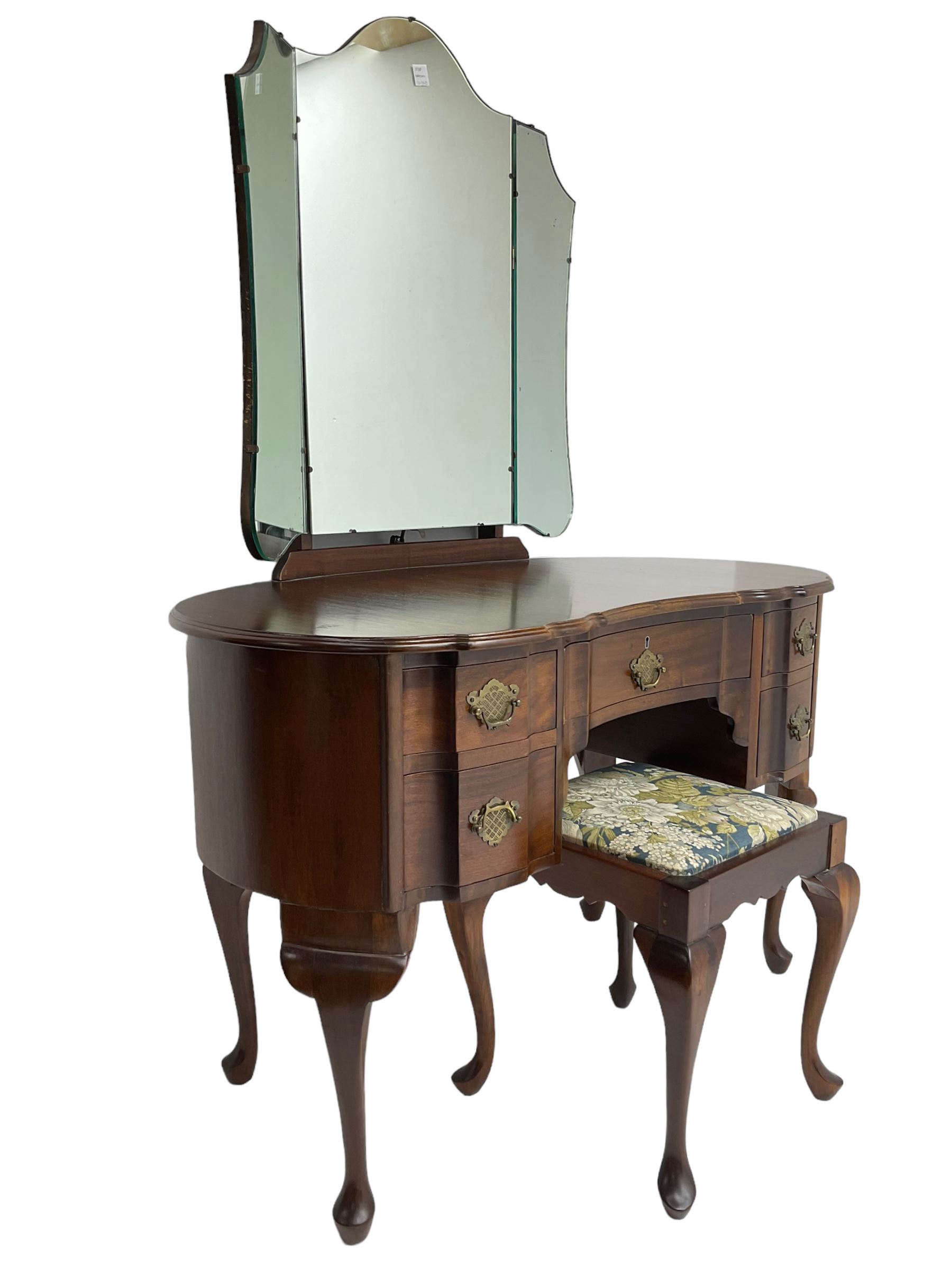 Early 20th century Dutch design mahogany kidney-shaped dressing table, raised triple mirror back, fitted with central frieze drawer flanked by four graduating drawers, on cabriole supports, with stool