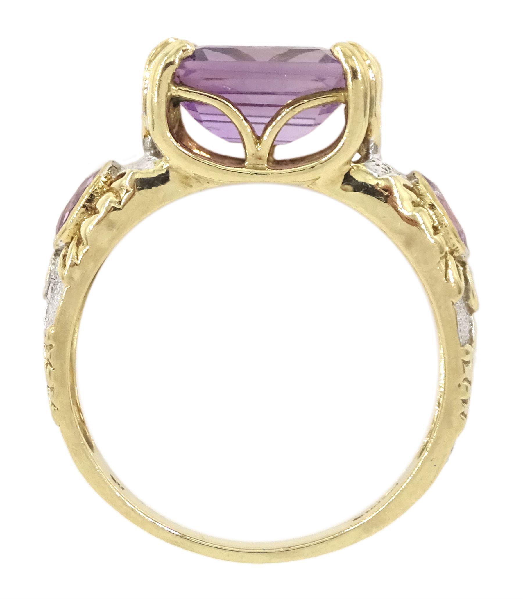 9ct gold amethyst and diamond ring, hallmarked